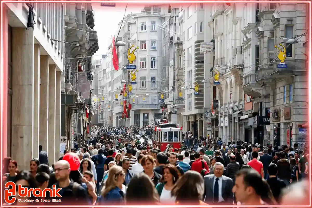 دسترسی و حمل و نقل به خیابان استقلال