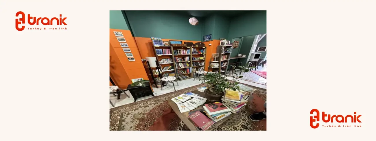 داخل کافه‌کتاب ایرانی استانبول