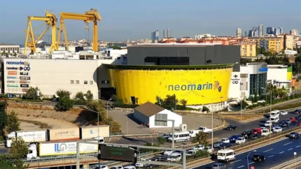 مرکز خرید نئومارین استانبول