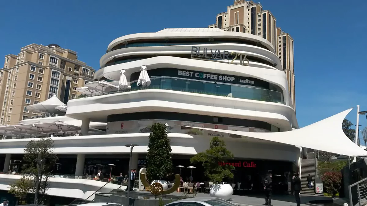 مرکز خرید بلوار ۲۱۶ استانبول